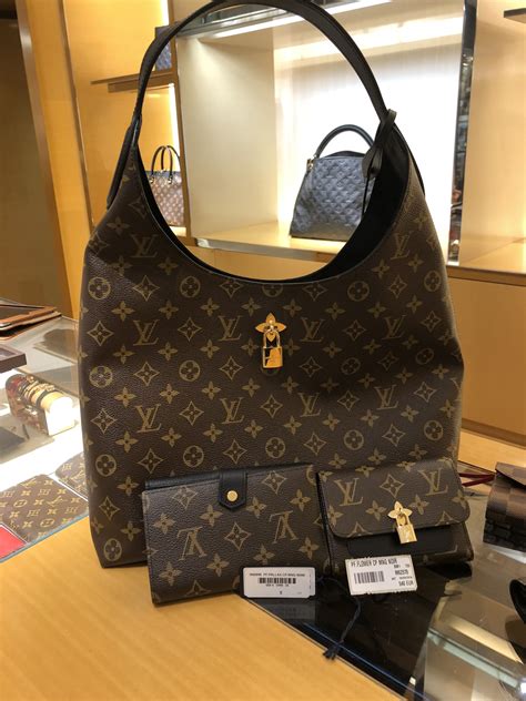 lv paris price.